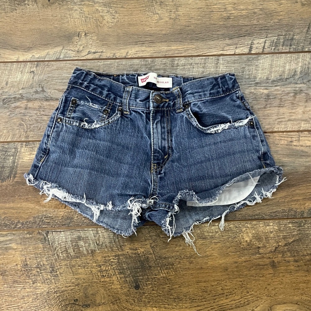 Levis 505 Regular Girls Blue Denim Frayed Cut Off Shorts Size 12 Reg Distressed